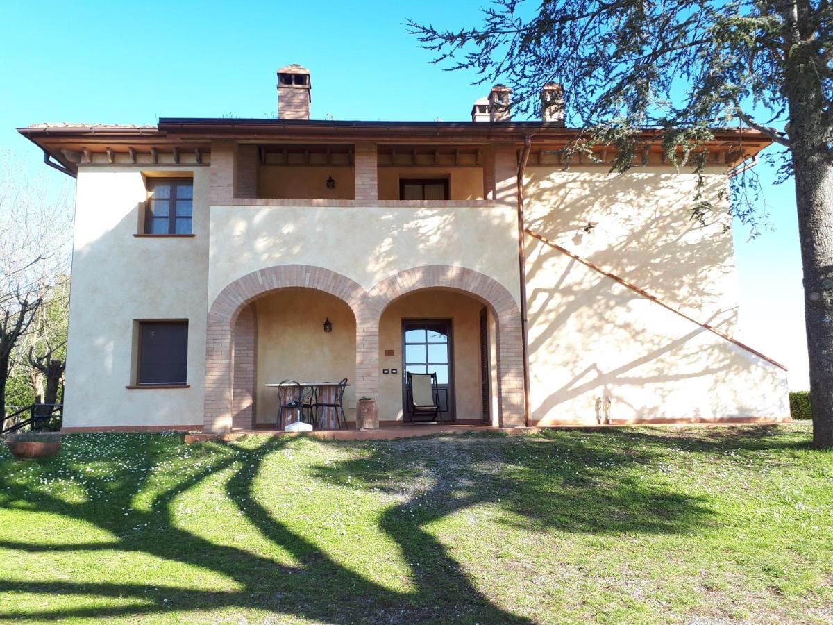 パラーイア Agriturismo Montemariヴィラ エクステリア 写真