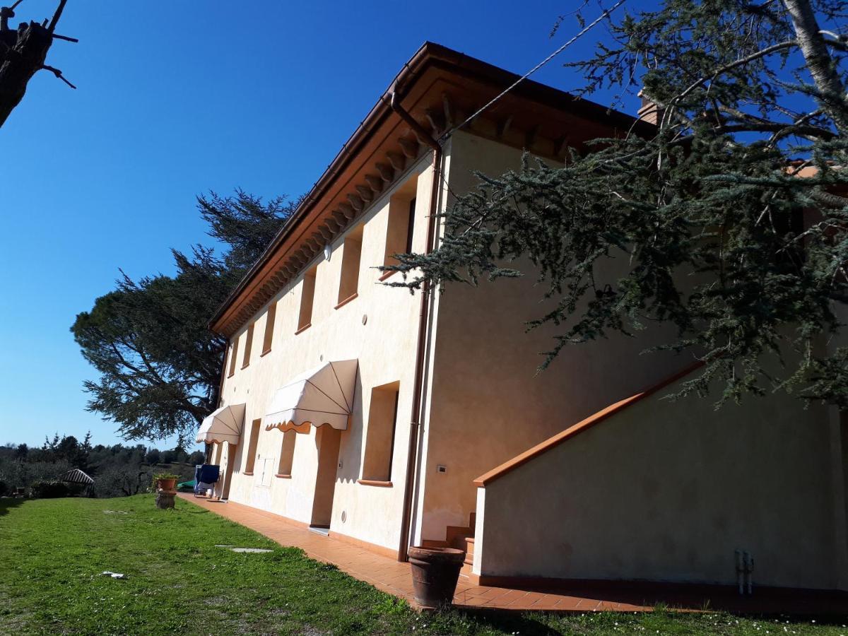 パラーイア Agriturismo Montemariヴィラ エクステリア 写真